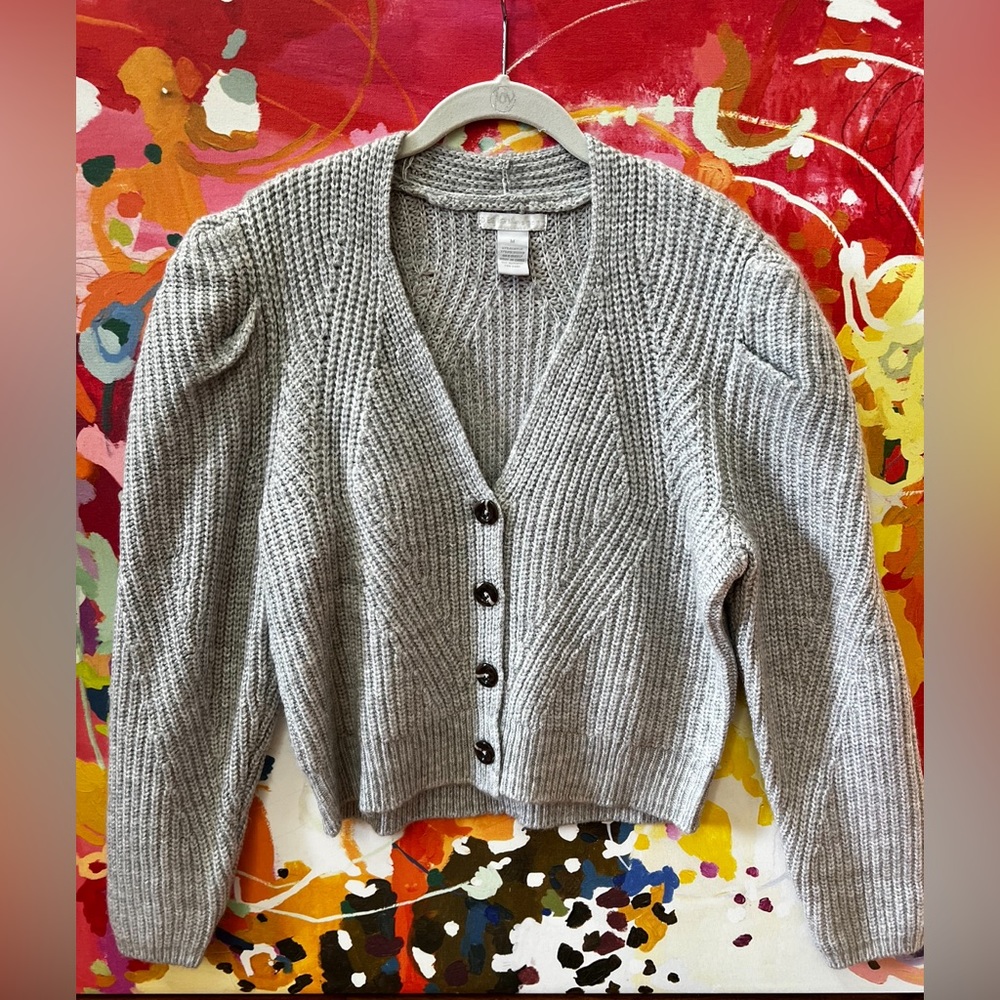 Design History Gray Cardigan, size M